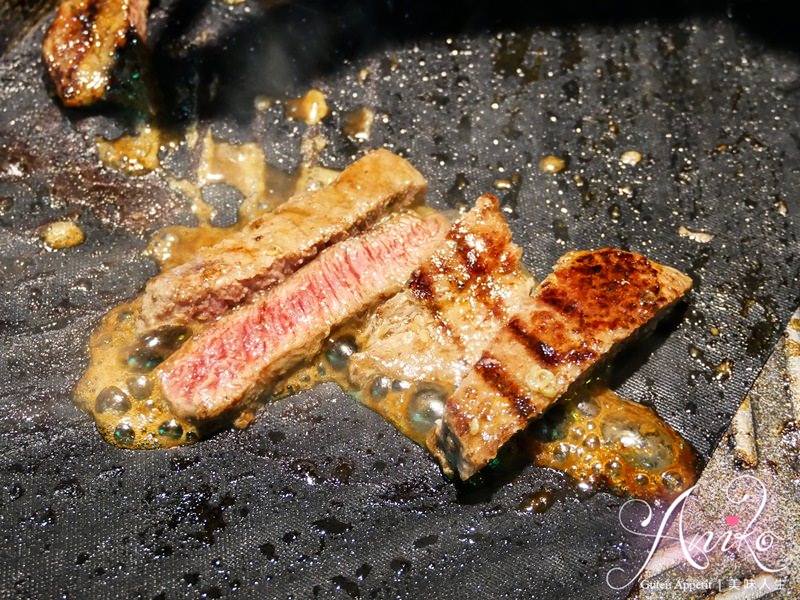 【台北美食】皇上吉饗極品唐風燒肉。東區夜店風格燒肉吃到飽～還有DIY棉花糖和鯛魚燒