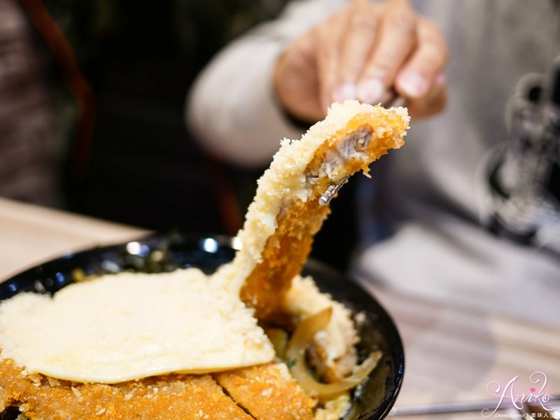 【中和美食】職人雙饗丼。南勢角捷運美食！超划算百元丼飯~飲料、湯品、冰淇淋內用免費享用