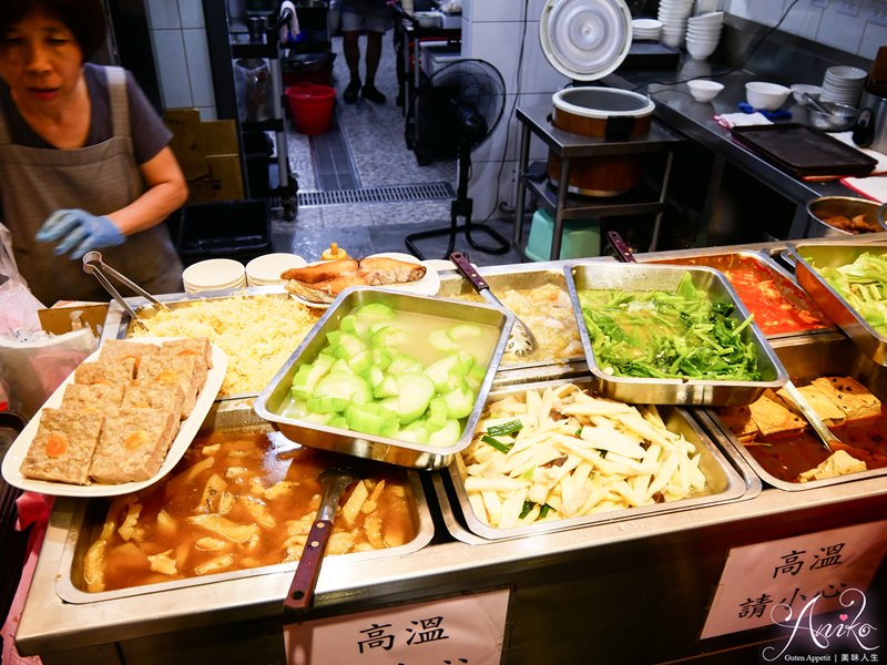 【台南美食】福泰飯桌第三代。台南特有的飯桌文化！在地老饕最愛～從小到大吃不膩