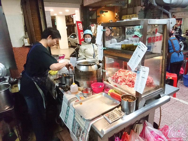 【台南美食】老泰羊肉店。40年老店～在地人從小吃到大! 夜貓子的深夜食堂