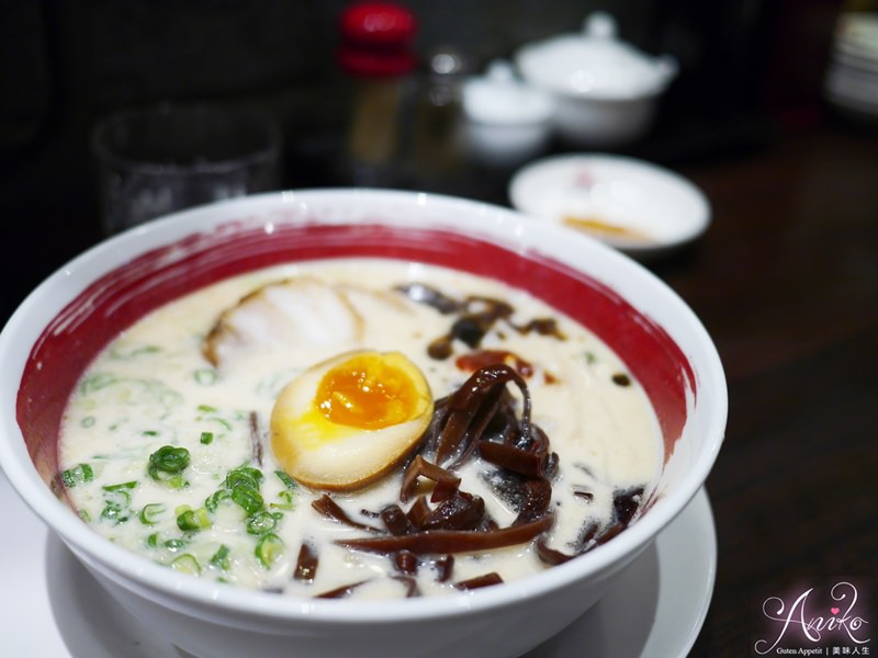 【台北美食】誠屋拉麵。來自日本關西大阪日式拉麵～超濃郁牛骨白湯！收服我心