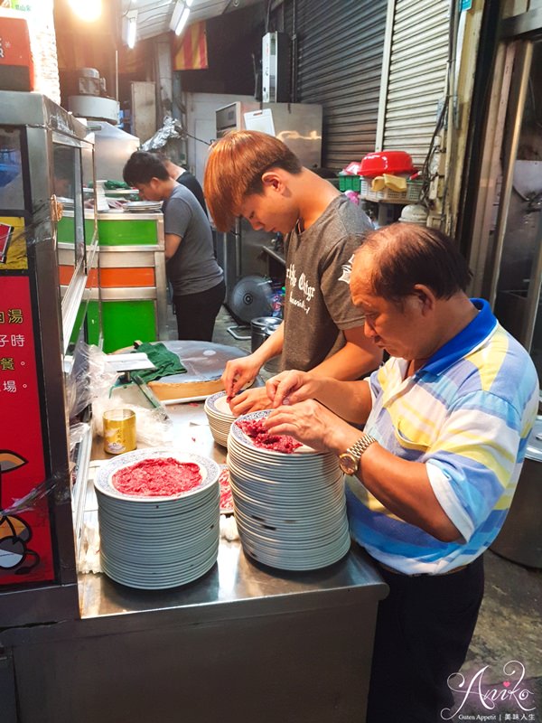 【台南美食】阿裕牛肉涮涮鍋。超人氣排隊溫體牛肉鍋！現燙的鮮美滋味讓人上癮