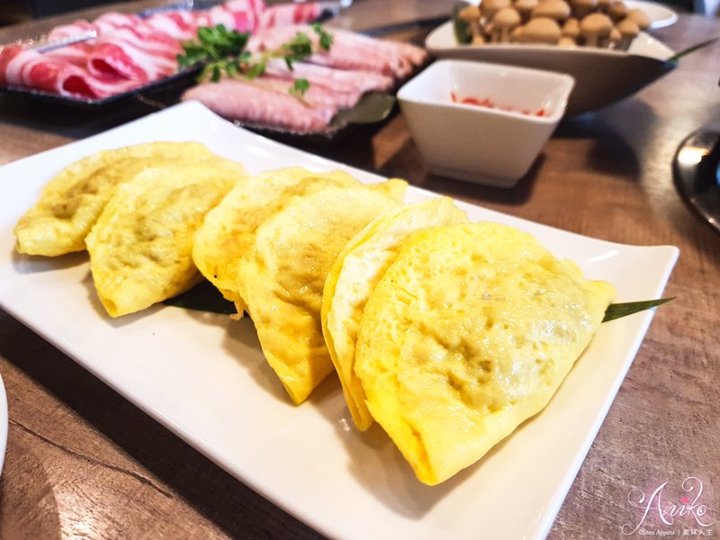 【台北美食】火鍋106粵式豬肚煲鍋。必點濃郁迷人胡椒豬肚雞鍋！手工蛋餃、花雕雞煲仔飯好吃推薦