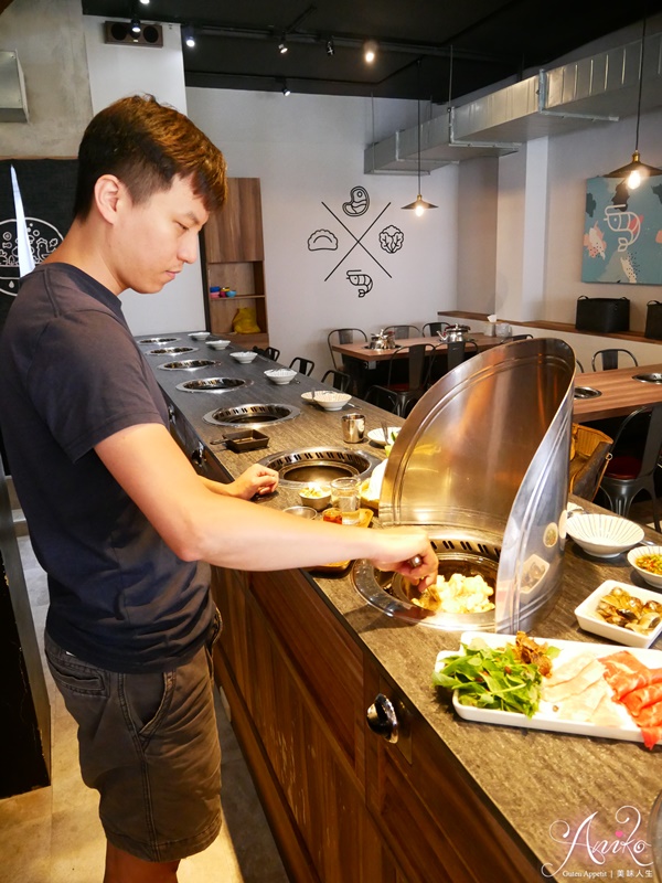 【台北美食】石石鍋創。小巨蛋美食！一秒被圈粉超美文青火鍋店～桌邊火焰秀加上國宴級桂丁雞！