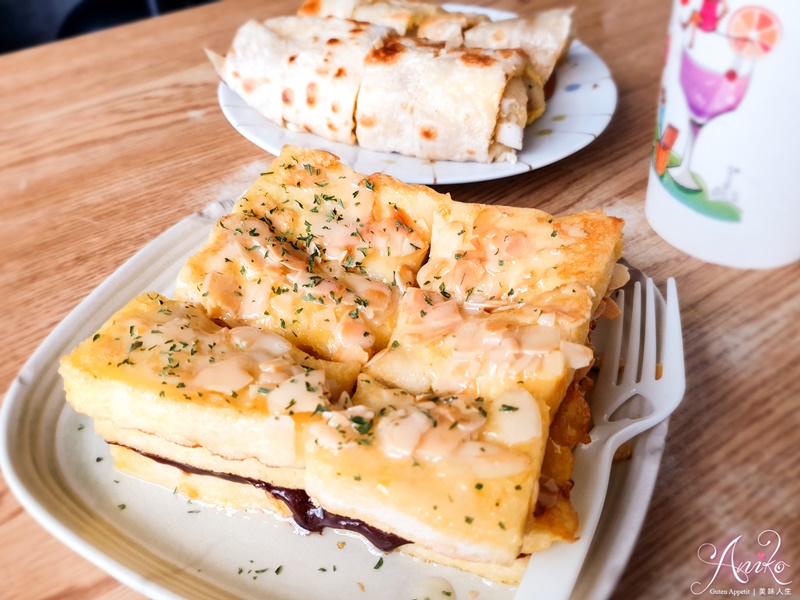 【台南美食】可香巢。台南人氣蛋餅～銅板價薯泥燒肉起司蛋餅便宜吃超飽！我心中的冠軍蛋餅