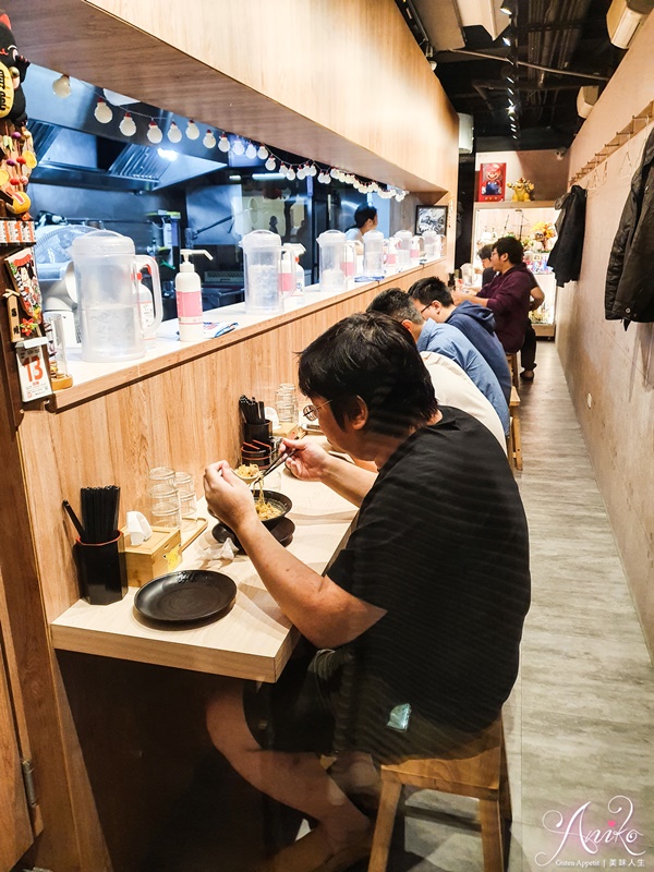 【永和美食】辰拉麵。永和最強鷹流拉麵！人氣爆棚不排隊吃不到～想吃至少等一小時