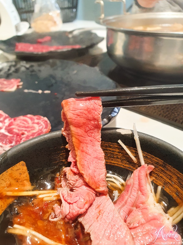 【台南美食】阿裕牛肉涮涮鍋崑崙店。佔地千坪全新旗艦店！還附超大停車場～台南美食地標超人氣溫體牛肉鍋