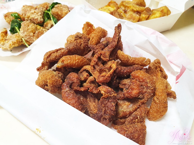 【永和美食】台灣鹹酥雞創始總店 (樂華店)。永和宵夜推薦！營業到半夜2點半~60多種餐點選擇好豐富