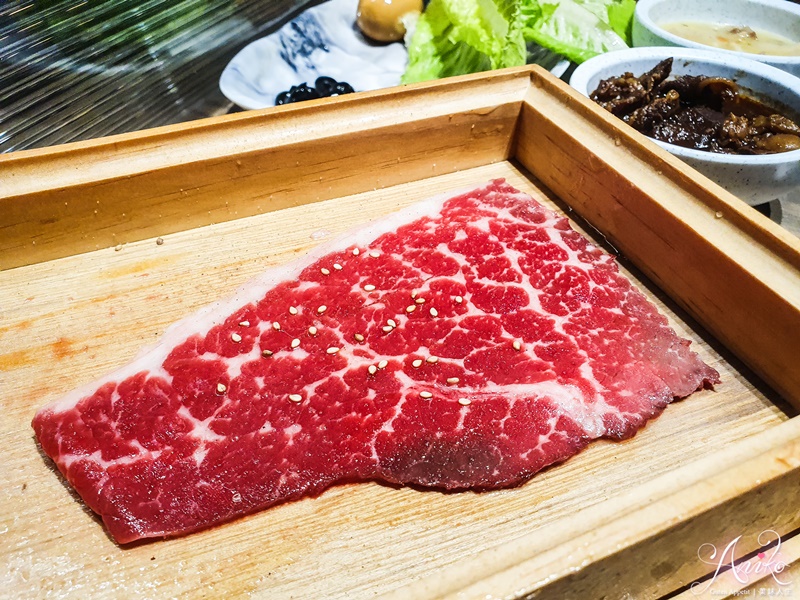 【台北美食】本格和牛燒肉放題 - 永和店。永和燒肉推薦！588元起100種食材再加澳洲日本和牛吃到飽！