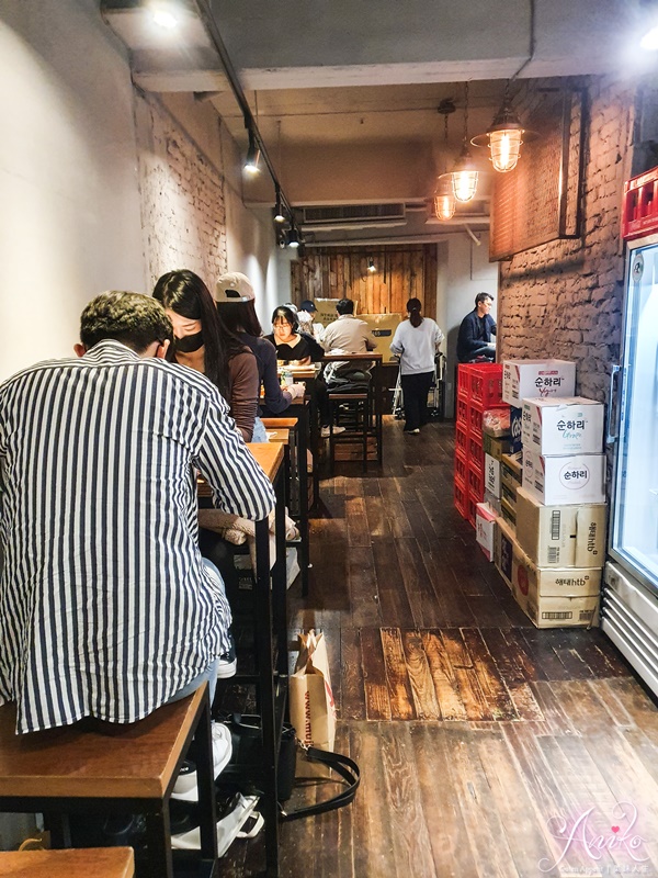 【台北美食】四米大石鍋拌飯專賣。中山站人氣韓式餐館！隱身老公寓二樓的平價石鍋拌飯～必點雪花炸雞、海鮮煎餅