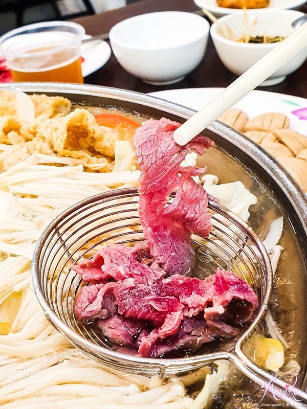 【台南美食】劉家莊牛肉爐。永康超人氣溫體牛肉鍋！Google千則好評～專屬停車場可訂位超方便