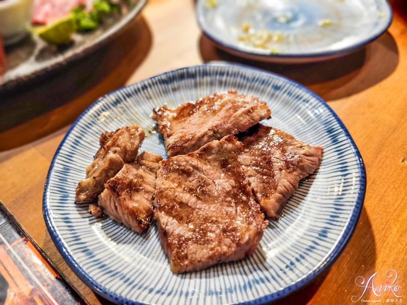 【台北美食】小滿苑燒肉。國父紀念館燒肉推薦！彷彿置身東京居酒屋～吃和牛高貴不貴的好去處