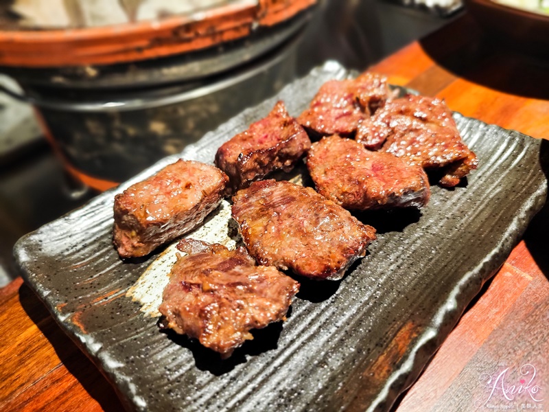 【台北美食】胡同燒肉夜食-胡同燒肉1號店。東區燒肉霸主！回訪率最高的連鎖燒肉品牌~專人代烤美味又安心