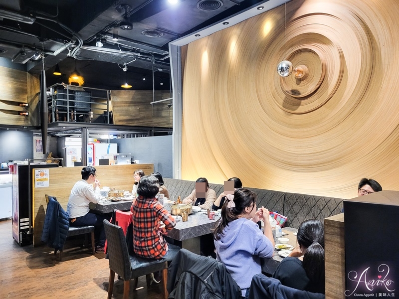 【台北美食】心心麻辣鍋大橋頭店。台北和牛火鍋吃到飽只要658元！特色七龍珠火鍋和超萌療癒系泡湯小熊