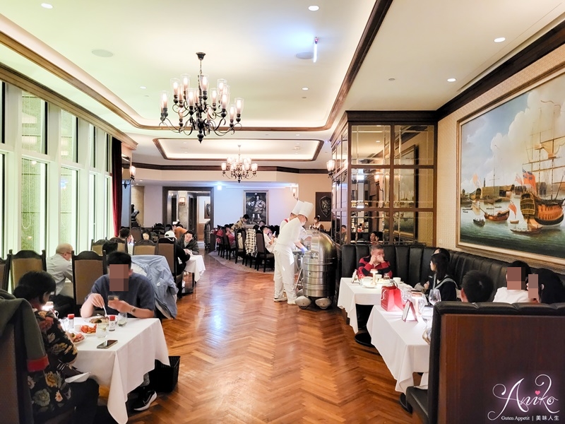 【台北美食】Lawry's勞瑞斯牛肋排餐廳。信義區頂級牛排約會餐廳～美國90年老字號牛肋排！百萬餐車桌邊服務