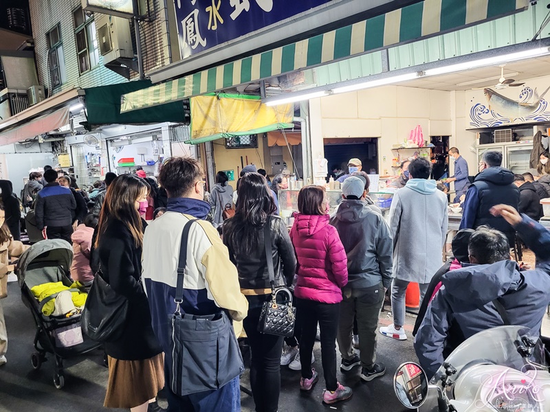 【台南美食】阿鳳浮水虱目魚羹。保安路老字號美食！只賣一種東西熱賣超過60年～吃得到魚肉的虱目魚羹