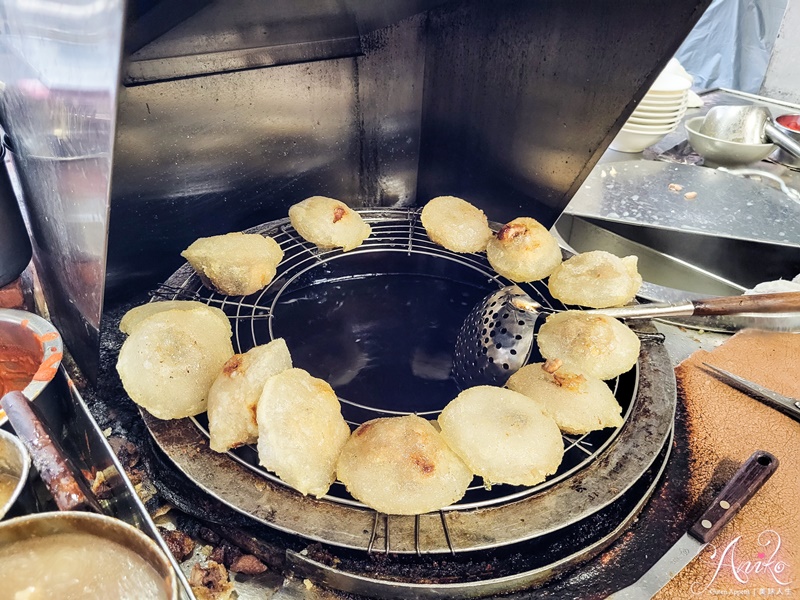 【彰化美食】北門口肉圓。彰化必吃超人氣脆皮肉圓！開業60年～超奢華干貝肉圓，在地人觀光客都吃這一家