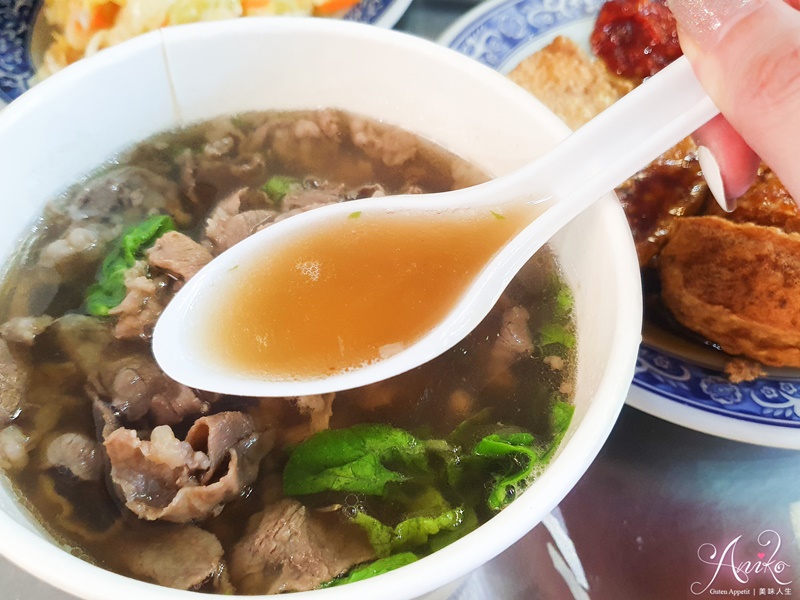 【宜蘭美食】阿灶伯當歸羊肉湯。羅東夜市必吃排隊美食！80元大碗又實在的當歸羊肉~肉量不手軟