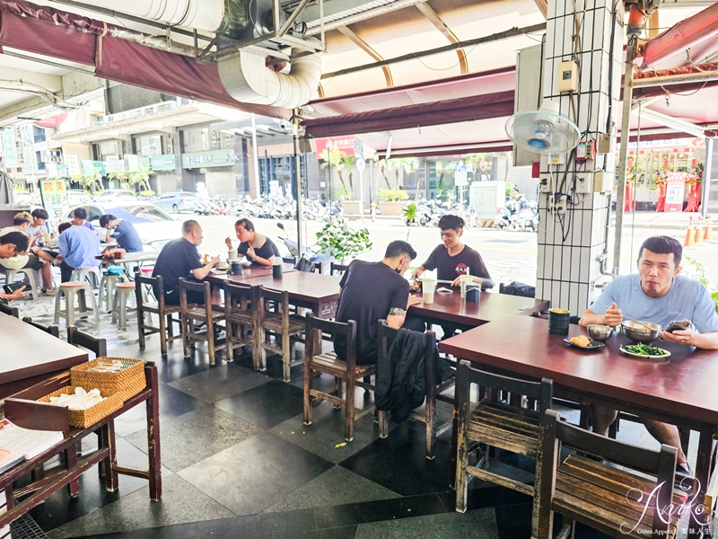 【台南美食】飽芝林關東煮。早餐賣到宵夜場~在地人從小吃到大！東區40年老字號關東煮