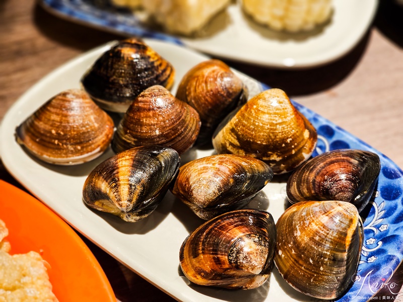 【台北美食】雅香石頭火鍋永和店。西門町50年老字號石頭火鍋名店插旗永和~迷人爆香再加料！吃好飽一人500元有找