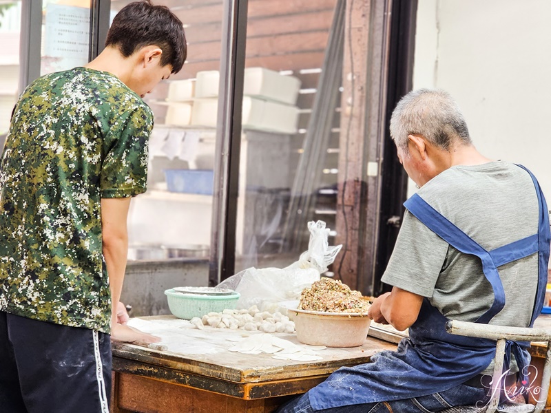 【台南美食】二五巴水餃蒸餃。東區30年老字號超人氣餃子！現包現煮超新鮮~皮Q滋味好