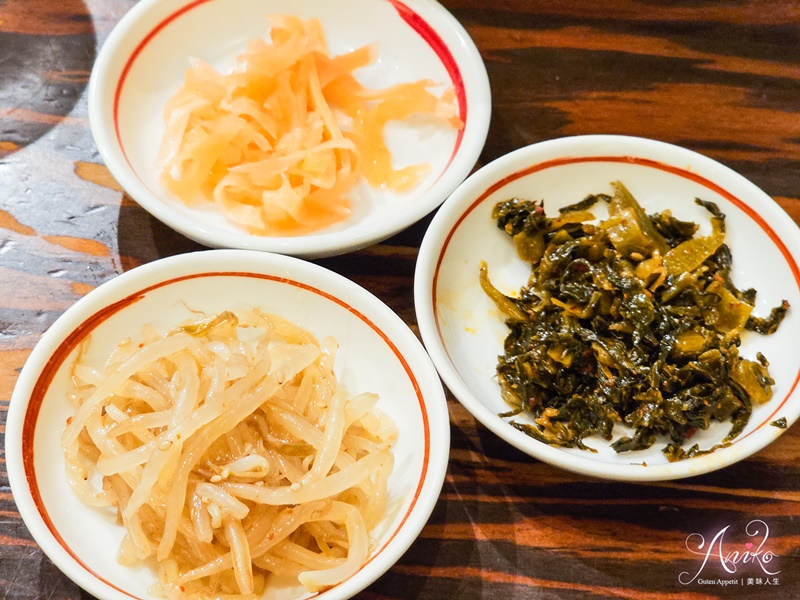 【東京美食】龍之家拉麵。新宿豚骨拉麵推薦！下著大雨排隊也要吃~在地人都吃這家！