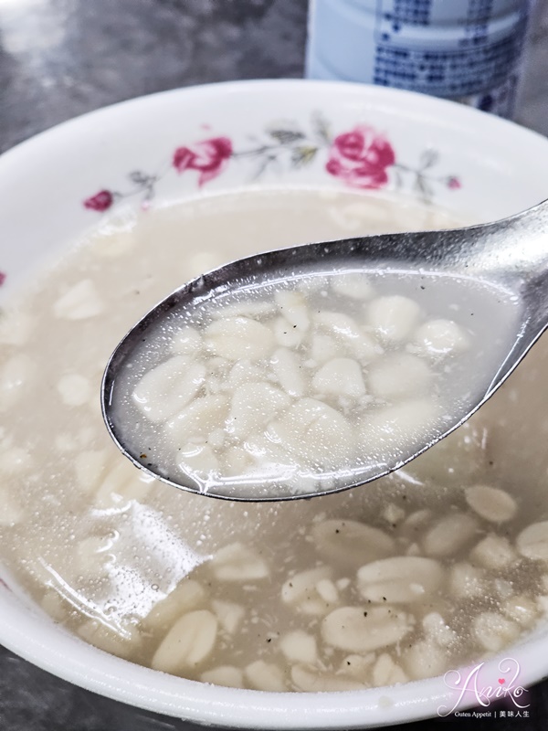 【台北美食】八棟圓仔湯。南機場夜市超人氣排隊湯圓！40年老字號~全台網路票選第一名的湯圓