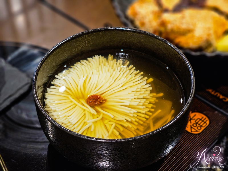 【台北美食】橋山.壽喜燒。台北壽喜燒天花板！日本百年老店米其林主廚手藝，關東關西風格壽喜燒雙重享受