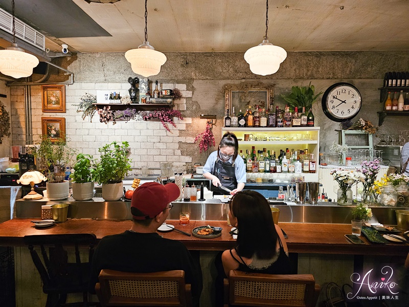 【台北美食】東京。酒食製作所。東區美食推薦！市民大道上最美居酒屋~餐點調酒選擇超豐富