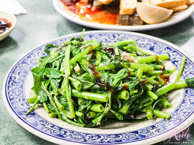 【台北美食】老王紅燒牛肉麵。台北牛肉麵推薦！50年老字號濃郁微辣湯頭，軟嫩牛肉讓人一吃上癮