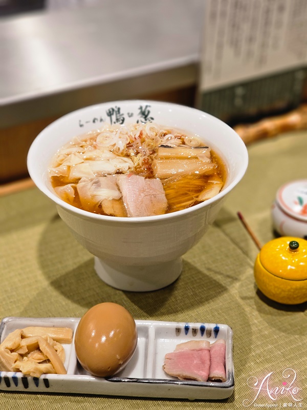 【東京美食】拉麵鴨to葱新宿店。上野排隊拉麵名店！第三家店在JR新宿站~免出站就吃得到