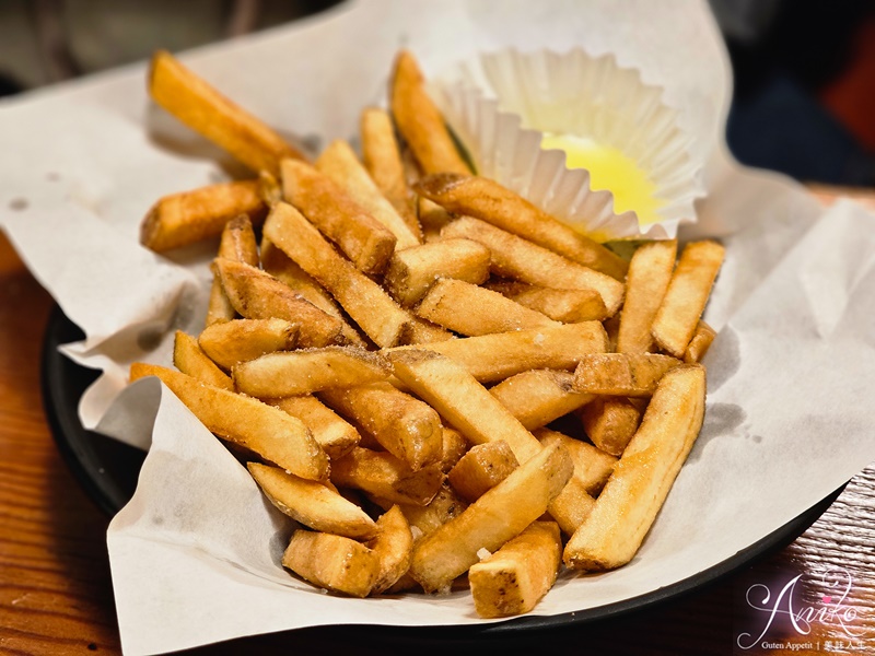 【東京美食】鳥貴族大久保駅西店。東京超平價連鎖居酒屋！串燒啤酒全店通通只要370日幣