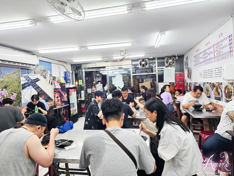 【台北美食】東引小吃店。台北宵夜推薦！營業到凌晨4點的60年多年老字號麵店~牛油麻醬麵一絕