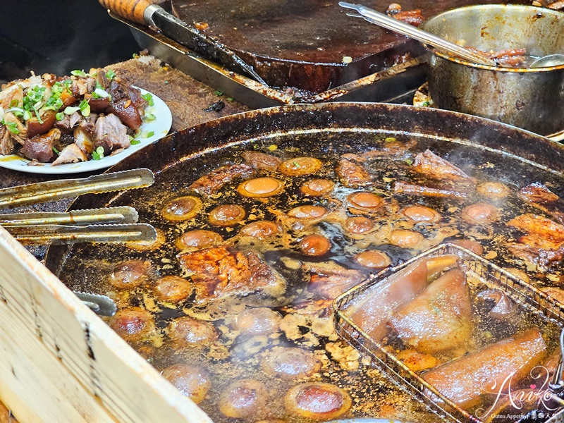 【台北美食】老牌張豬腳飯。延三夜市超人氣豬腳飯！鹹香醇厚好下飯~用餐時間外帶人潮多