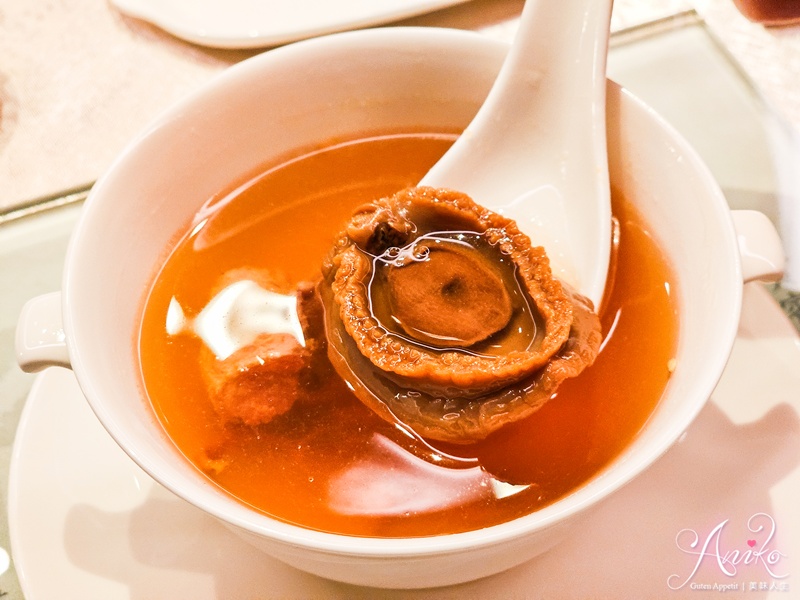 【台北美食】晶華軒。2025晶華軒蟹宴開跑~連續6年米其林餐盤推薦!500盤17盤冠軍得主 【台北美食】晶華軒。2025晶華軒蟹宴開跑~連續6年米其林餐盤推薦!500盤17盤冠軍得主