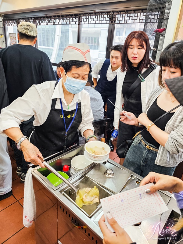 【香港自由行】2024香港三天二夜必吃必玩美食景點推薦！超人氣行程規劃懶人包