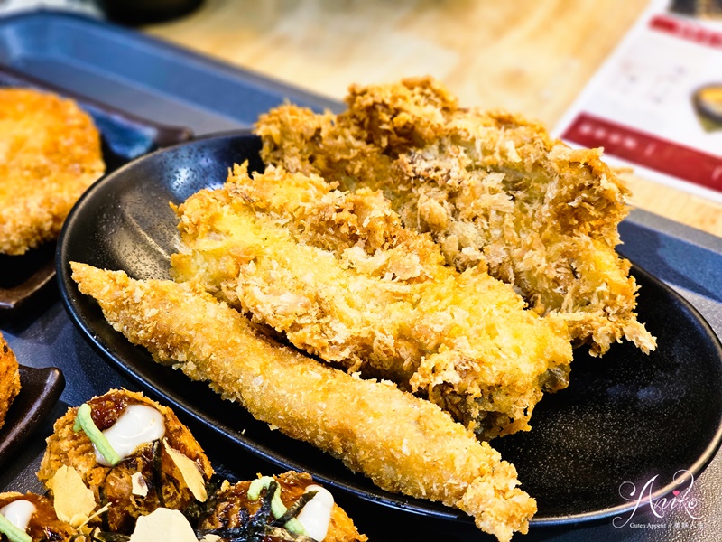 【台北美食】箱根高綿豆腐內湖店。內湖素食推薦~好吃蔬食拉麵和超綿密豆腐～一豆三吃方式好新奇