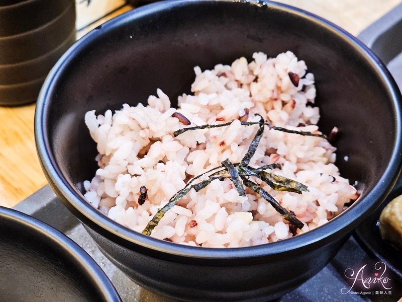 【台北美食】箱根高綿豆腐內湖店。內湖素食推薦~好吃蔬食拉麵和超綿密豆腐～一豆三吃方式好新奇