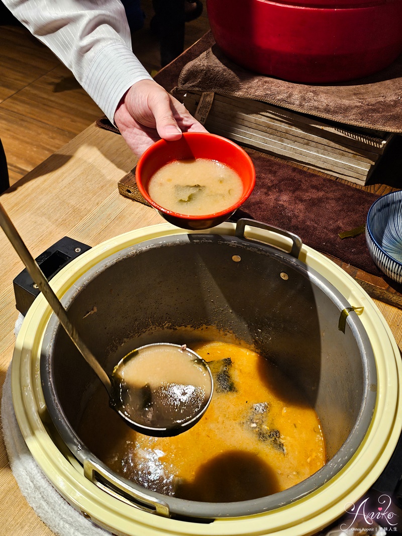 【台北美食】丼賞和食。松江南京站浮誇澎湃海鮮丼飯！每日直送新鮮魚獲~免費味噌湯喝到飽