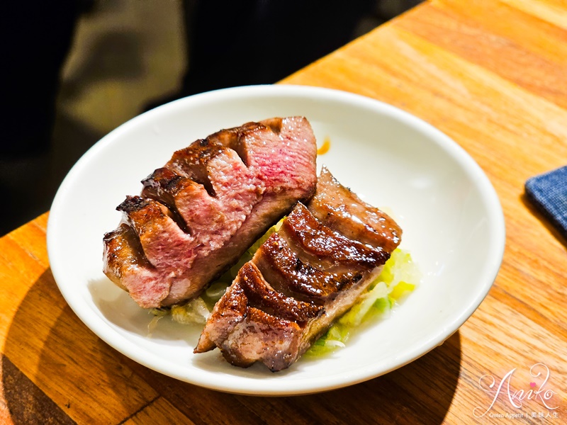 【台北美食】牛吉燒肉。信義安和燒肉推薦！小巧精緻的黒毛和牛燒肉專門店~和牛可頌驚喜必吃