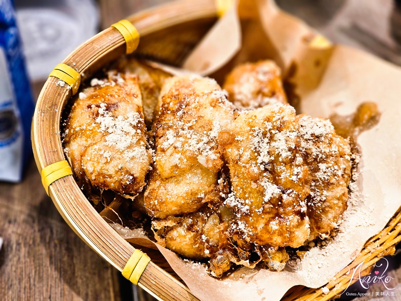 【台北美食】龍門陣四川火鍋八德店。台北四川火鍋推薦！成都市場風裝潢~九宮格套餐、炸酥肉、吊龍全上桌