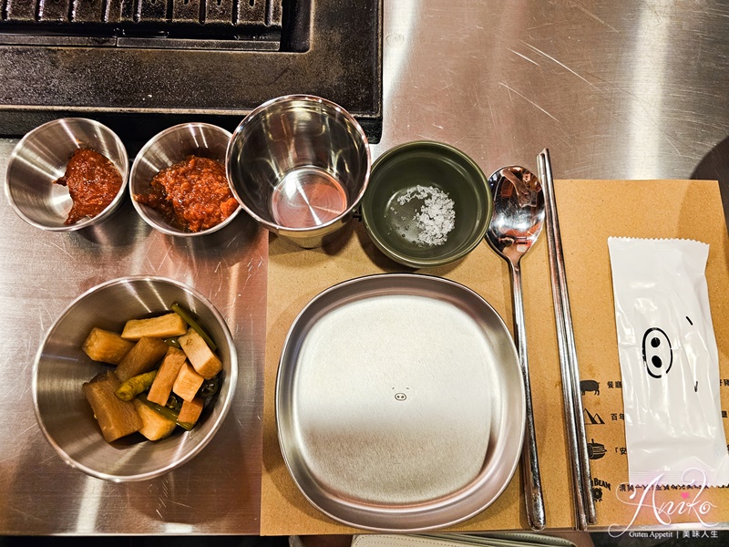【台北美食】金豬食堂。連續七年米其林指南推薦！韓國燒肉神店來台進駐中山站