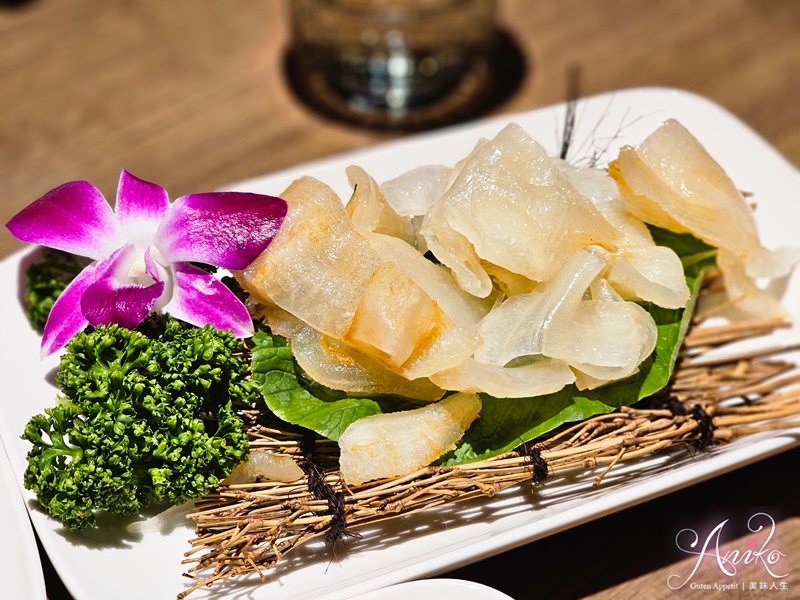 【台北美食】星曜雞湯。中山區火鍋推薦！雞湯界的LV~金湯膠原湯底香醇滋補又美味