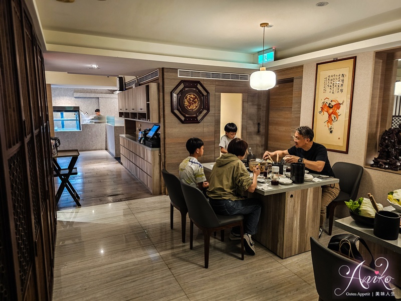 【台北美食】馗心苑。大安區特色川味火鍋！太極鴛鴦鍋讓你和牛、烤魚、海陸鍋一次滿足
