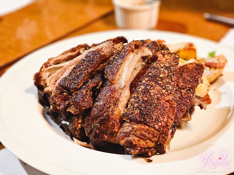 【台北美食】香宜德瑞餐廳。全台第一家德式餐廳！40年老字號~維也納豬排與慕尼黑烤豬腳太銷魂