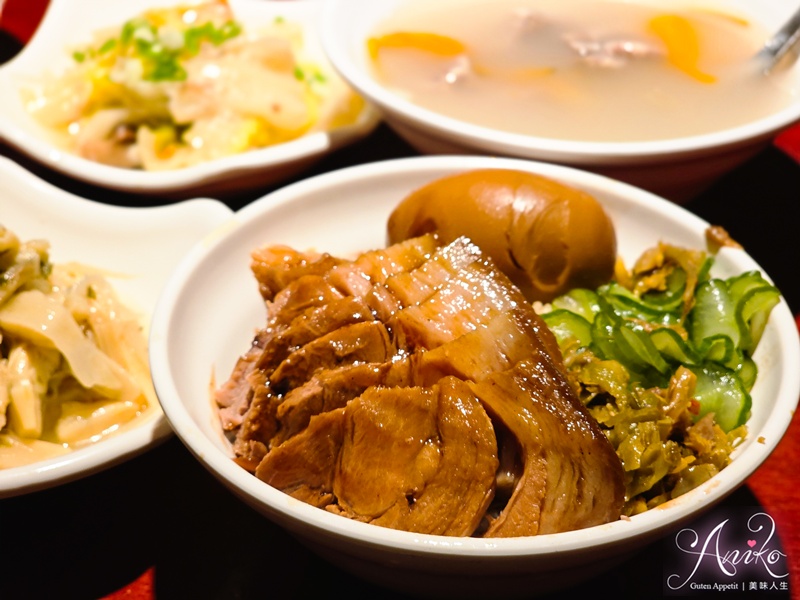 【台北美食】大稻埕魯肉飯。大稻埕必吃傳奇魯肉飯！60年傳承三代的總統國宴級魯肉飯