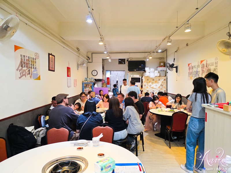 【台北美食】佳佳小吃店。林森北老字號熱炒！40年老味道，經典台式家常菜