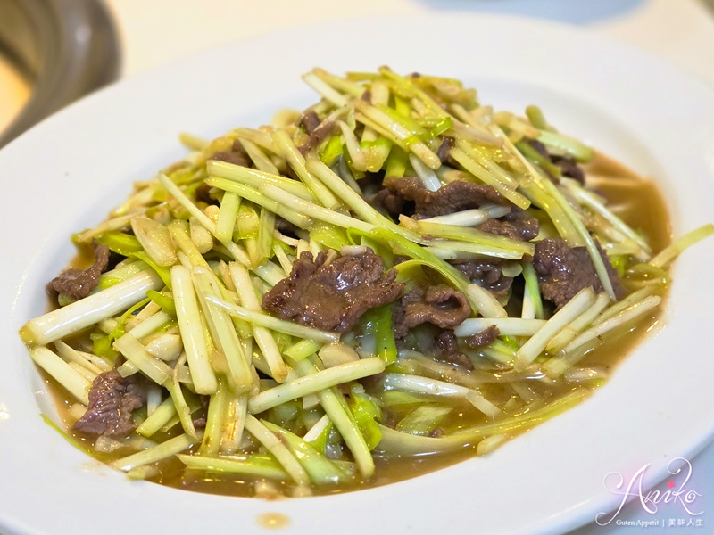 【台北美食】佳佳小吃店。林森北老字號熱炒！40年老味道，經典台式家常菜