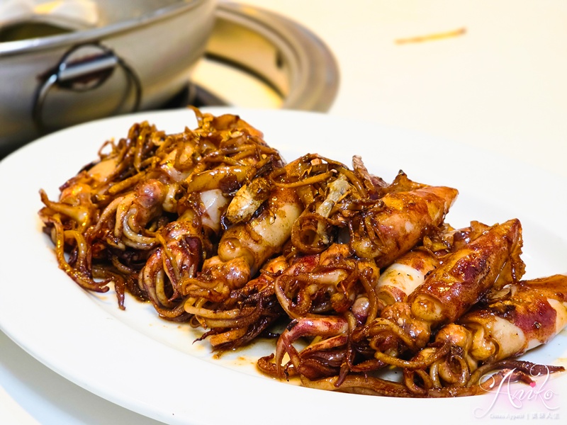 【台北美食】佳佳小吃店。林森北老字號熱炒！40年老味道，經典台式家常菜