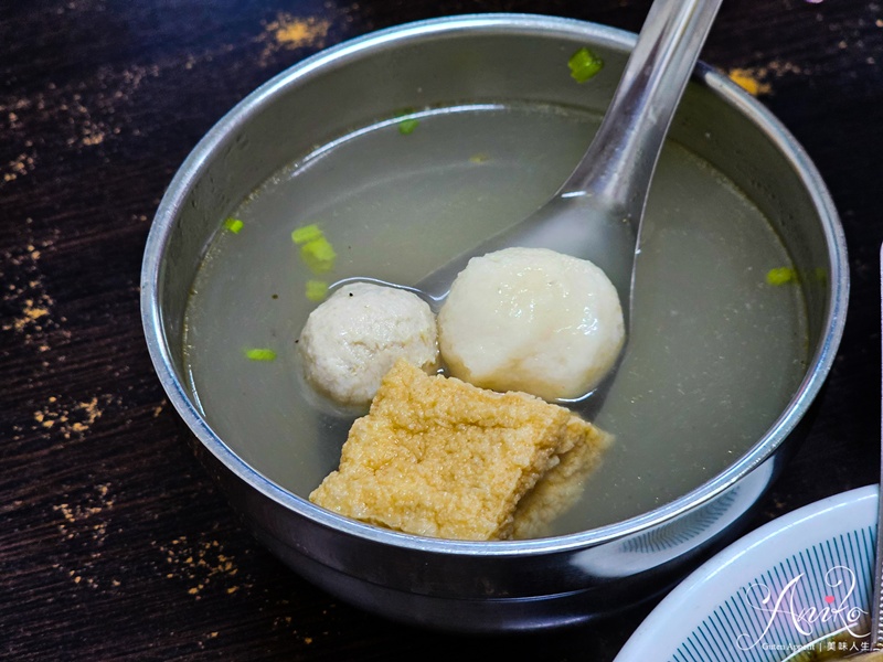 【雲林美食】吳記肉圓。斗六必吃巷弄70年老店！外酥內Q的經典炸肉圓和綜合湯